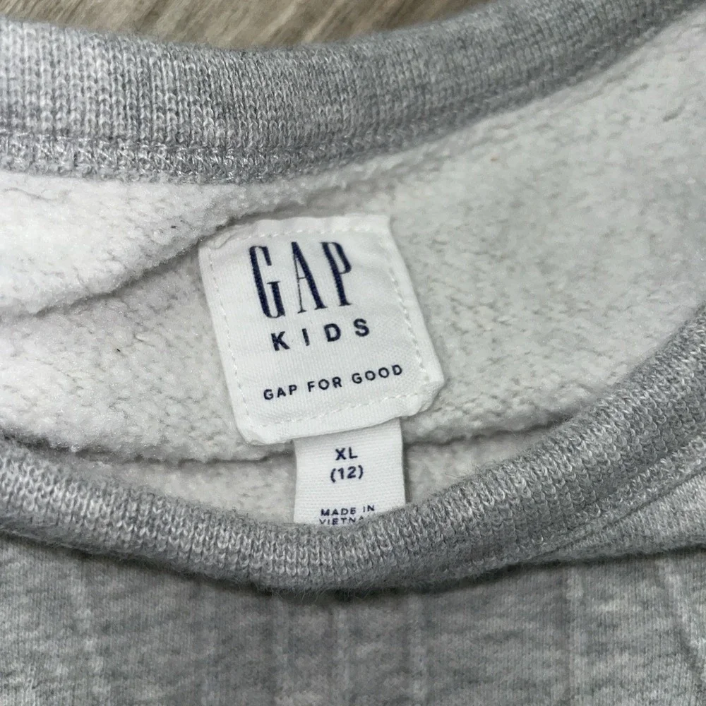 GAP NYC Kids Grey Sweatshirt Raised Letters‎ XL (12)